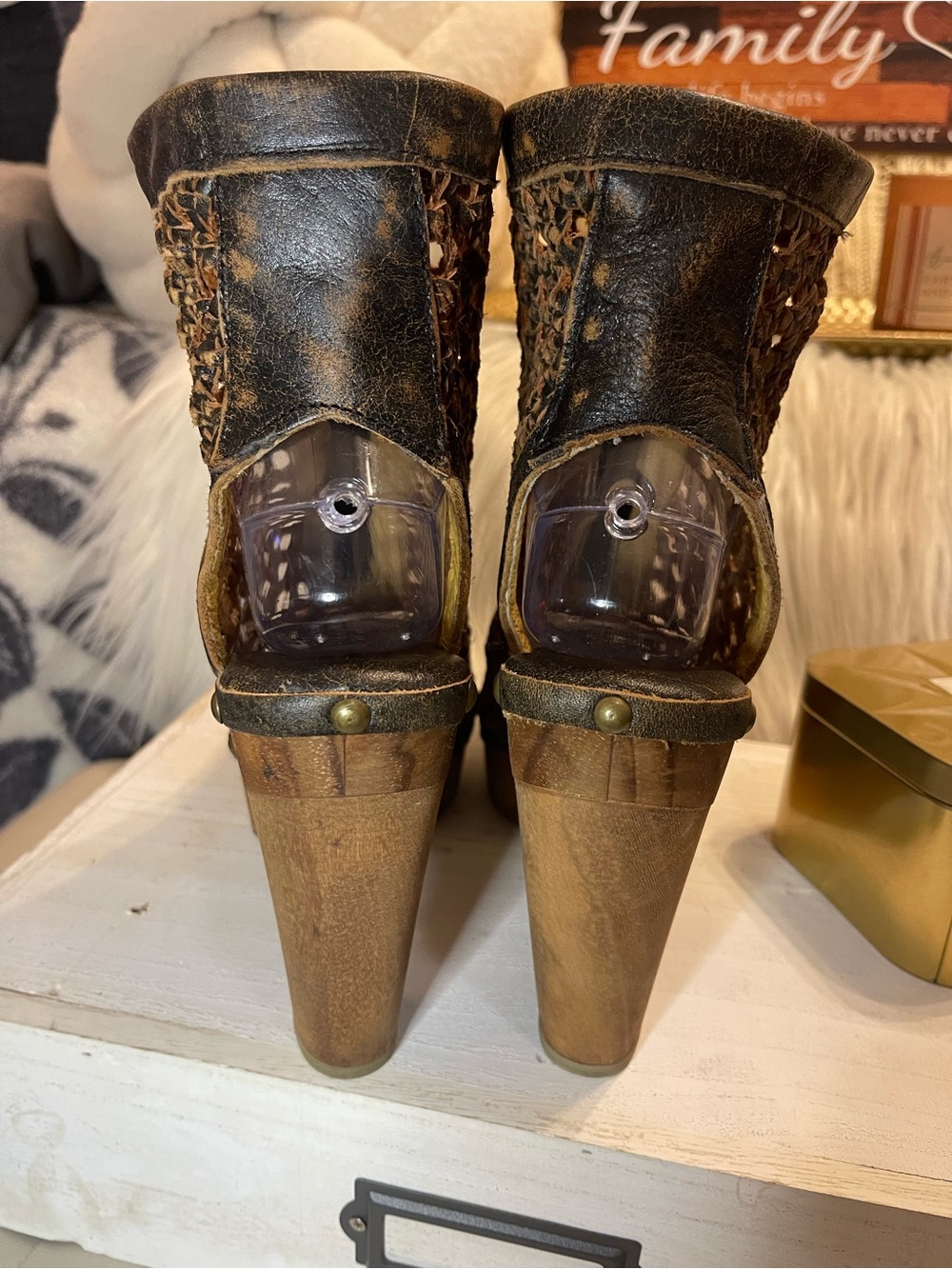 Sbicca Edinburg Woven Peep-Toe Platform Bootie Sandals Distressed Brown Leather - Picture 5 of 7